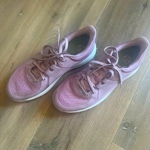 Lululemon Strongfeel Sneaker